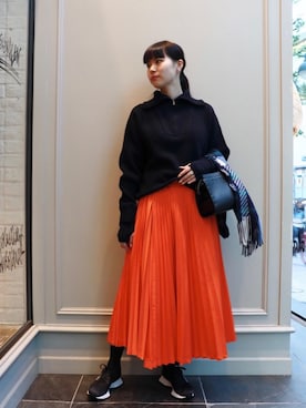 「SUPP. no one else （サップノーワンエルス）のアイテム」を使った、Nanaka Yotsuyaさん（レディース・165cm）の秋コーディネート