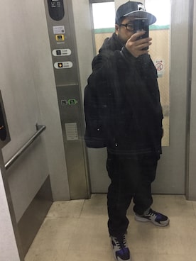 「STUSSY（ステューシー）のアイテム（スタジャン）」を使った、takayan(OSAN)さん（メンズ・170cm）の冬コーディネート