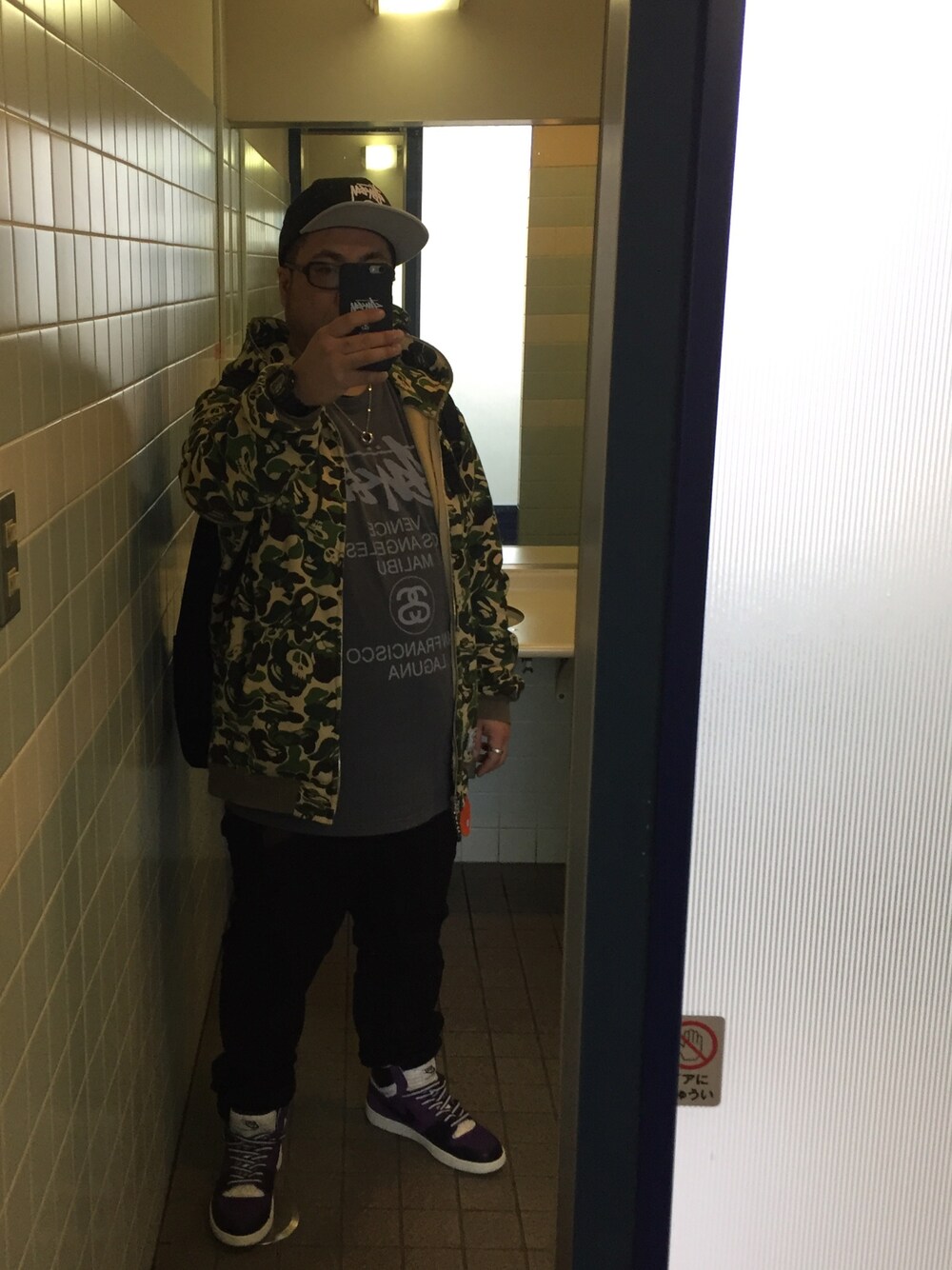 「STUSSYのStock Lock SP17 Cap（キャップ、ブラック系）」を使った、takayan(OSAN)さん（メンズ・170cm）の春コーディネートの1枚目の写真