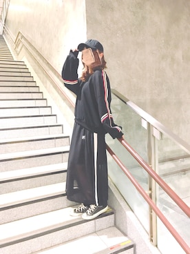 「one way（ワンウェイ）のアイテム（スウェット）」を使った、すず◡̈⋆さん（レディース・158cm）の春コーディネート
