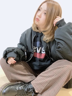 「やっぱりストリートが好き」｜「アイテム（MA-1）」を使った、すず◡̈⋆さん（レディース・158cm）の秋コーディネート