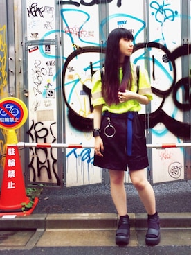「UNIF（ユニフ）のアイテム（バッグ）」を使った、jume≒auxさん（レディース・163cm）の秋コーディネート