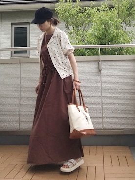 「PairPair（ペアペア）のドット＆花柄アソートカイキンシャツ（シャツ/ブラウス）」を使った、Kay-teeeさん（レディース・150cm）の夏コーディネート