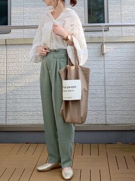 「SENSE OF PLACE by URBAN RESEARCH（センスオブプレイスバイアーバンリサーチ）のスクエアトウセンターシームフラットシューズ（パンプス）」を使った、Kay-teeeさん（レディース・150cm）の春コーディネート