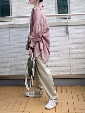 「CORNERS（コーナーズ）のヴィンテージサテンリラックスパンツ（その他パンツ）」を使った、Kay-teeeさん（レディース・150cm）の春コーディネート