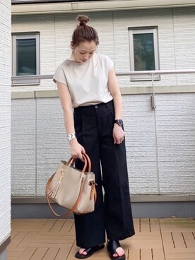 「RODE SKO」｜「アイテム（アナログ腕時計）」を使った、Kay-teeeさん（レディース・150cm）の夏コーディネート
