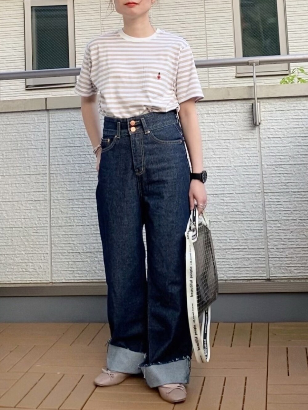 「MACKINTOSH PHILOSOPHY、dholic、welleg、ボーダーTシャツ、ロールアップ、デニムコーデ、バレエシューズ、クリアバッグ、大人カジュアル、低身長」｜「MACKINTOSH PHILOSOPHYの【BUCKINGHAM BEAR】ボーダーポケT（Tシャツ/カットソー、ベージュ系）」を使った、Kay-teeeさん（レディース・150cm）の夏コーディネートの1枚目の写真