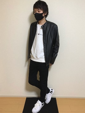 「TOMMY HILFIGER（トミーヒルフィガー）のアイテム（スウェット）」を使った、maaさん（メンズ・173cm）の秋コーディネート