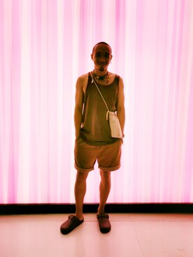 「アイテム（カーゴパンツ、イエロー系）」を使った、格子乱七八糟さん（メンズ・173cm）の夏コーディネート