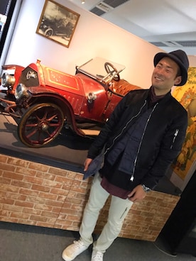 「NEIL BARRETT（ニールバレット）のアイテム（カーゴパンツ）」を使った、わっさんさん（メンズ・176cm）の冬コーディネート