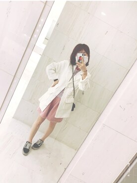 「アイテム（トップス）」を使った、カオリさん（レディース・43cm・30代）の春コーディネート