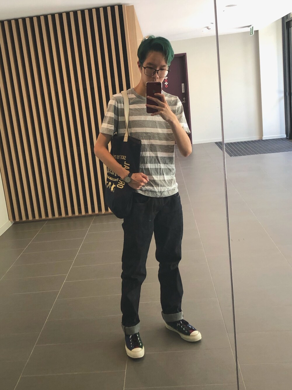 「summer、VINTAGE、indigo」｜「MUJI Laboのアイテム（Tシャツ/カットソー、シルバー系）」を使った、megaRandyさん（メンズ・178cm）の冬コーディネートの1枚目の写真