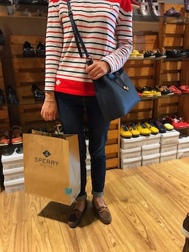 「Hush Puppies」｜Vicky Linさん（レディース・160cm）の冬コーディネート