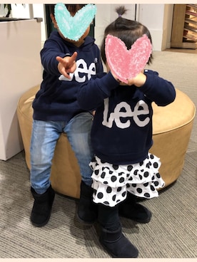 「Lee（リー）のアイテム（パーカー）」を使った、ちゃんまん♡はなこんさん（キッズ・100cm）の冬コーディネート