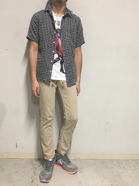 「YANUK（ヤヌーク）のアイテム（トップス）」を使った、上ノ山 寛瑛さん（メンズ・172cm）の夏コーディネート