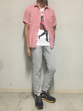 「YANUK（ヤヌーク）のアイテム（パンツ）」を使った、上ノ山 寛瑛さん（メンズ・172cm）の夏コーディネート