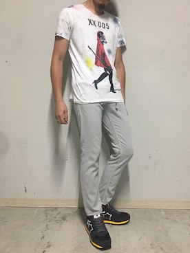 「YANUK（ヤヌーク）のアイテム（パンツ）」を使った、上ノ山 寛瑛さん（メンズ・172cm）の夏コーディネート