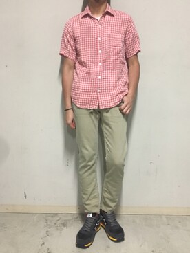 「YANUK（ヤヌーク）のアイテム（パンツ）」を使った、上ノ山 寛瑛さん（メンズ・172cm）の夏コーディネート