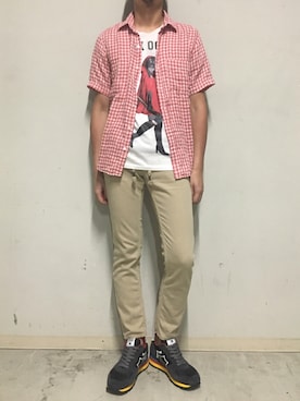 「YANUK（ヤヌーク）のアイテム（パンツ）」を使った、上ノ山 寛瑛さん（メンズ・172cm）の夏コーディネート