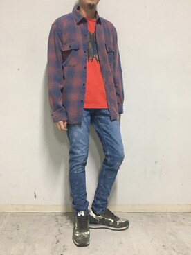 「OURET（オーレット）のアイテム（Tシャツ/カットソー）」を使った、上ノ山 寛瑛さん（メンズ・172cm）の秋コーディネート