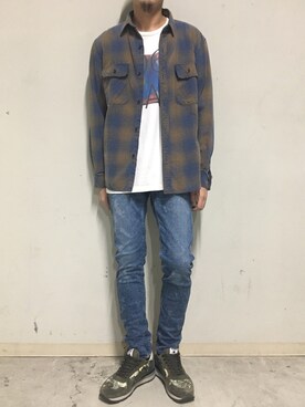 「OURET（オーレット）のアイテム（Tシャツ/カットソー）」を使った、上ノ山 寛瑛さん（メンズ・172cm）の秋コーディネート