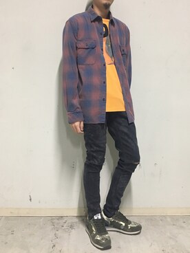 「OURET（オーレット）のアイテム（Tシャツ/カットソー）」を使った、上ノ山 寛瑛さん（メンズ・172cm）の秋コーディネート