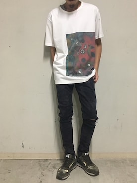 「OURET（オーレット）のアイテム（Tシャツ/カットソー）」を使った、上ノ山 寛瑛さん（メンズ・172cm）の秋コーディネート