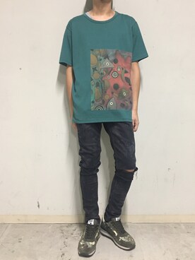 「OURET（オーレット）のアイテム（Tシャツ/カットソー）」を使った、上ノ山 寛瑛さん（メンズ・172cm）の秋コーディネート