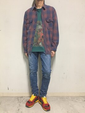 「OURET（オーレット）のアイテム（Tシャツ/カットソー）」を使った、上ノ山 寛瑛さん（メンズ・172cm）の秋コーディネート