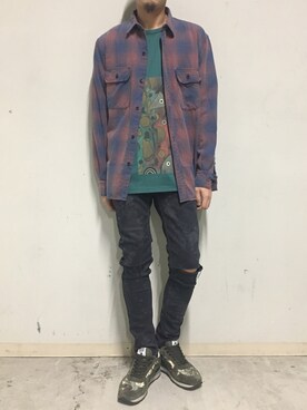 「OURET（オーレット）のアイテム（Tシャツ/カットソー）」を使った、上ノ山 寛瑛さん（メンズ・172cm）の秋コーディネート