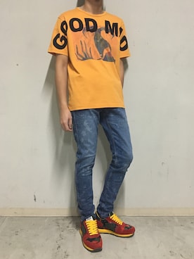 「OURET（オーレット）のアイテム（Tシャツ/カットソー）」を使った、上ノ山 寛瑛さん（メンズ・172cm）の秋コーディネート