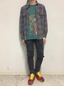 「OURET（オーレット）のアイテム（Tシャツ/カットソー）」を使った、上ノ山 寛瑛さん（メンズ・172cm）の秋コーディネート