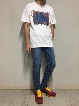 「OURET（オーレット）のアイテム（Tシャツ/カットソー）」を使った、上ノ山 寛瑛さん（メンズ・172cm）の秋コーディネート