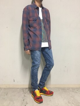 「OURET（オーレット）のアイテム（Tシャツ/カットソー）」を使った、上ノ山 寛瑛さん（メンズ・172cm）の秋コーディネート