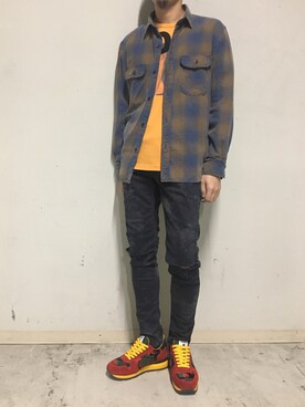 「OURET（オーレット）のアイテム（Tシャツ/カットソー）」を使った、上ノ山 寛瑛さん（メンズ・172cm）の秋コーディネート