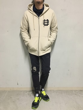 「surt（サート）のアイテム（トップス）」を使った、上ノ山 寛瑛さん（メンズ・172cm）の冬コーディネート
