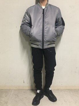 「surt（サート）のアイテム（ブルゾン）」を使った、上ノ山 寛瑛さん（メンズ・172cm）の冬コーディネート