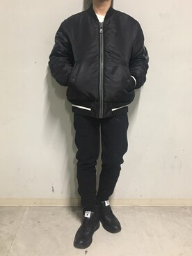 「surt（サート）のアイテム（ブルゾン）」を使った、上ノ山 寛瑛さん（メンズ・172cm）の冬コーディネート