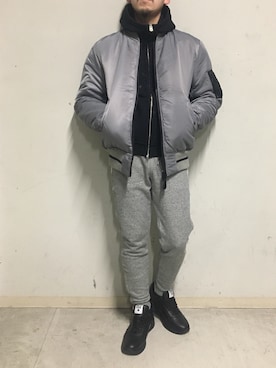 「surt（サート）のアイテム（ブルゾン）」を使った、上ノ山 寛瑛さん（メンズ・172cm）の冬コーディネート