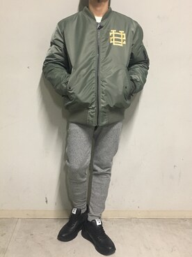 「surt（サート）のアイテム（ブルゾン）」を使った、上ノ山 寛瑛さん（メンズ・172cm）の冬コーディネート