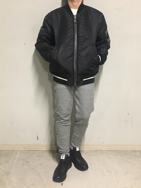 「surt（サート）のアイテム（ブルゾン）」を使った、上ノ山 寛瑛さん（メンズ・172cm）の冬コーディネート