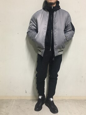 「surt（サート）のアイテム（ブルゾン）」を使った、上ノ山 寛瑛さん（メンズ・172cm）の冬コーディネート