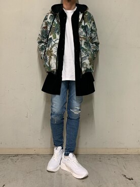 「surt（サート）のアイテム（トップス）」を使った、上ノ山 寛瑛さん（メンズ・172cm）の春コーディネート