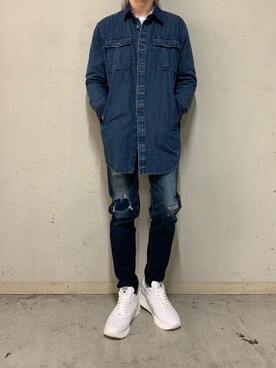 「surt（サート）のアイテム（トップス）」を使った、上ノ山 寛瑛さん（メンズ・172cm）の春コーディネート