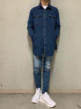 「surt（サート）のアイテム（トップス）」を使った、上ノ山 寛瑛さん（メンズ・172cm）の春コーディネート