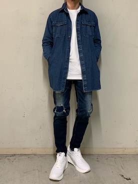 「surt（サート）のアイテム（トップス）」を使った、上ノ山 寛瑛さん（メンズ・172cm）の春コーディネート