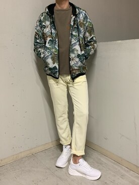 「YANUK（ヤヌーク）のアイテム（パンツ）」を使った、上ノ山 寛瑛さん（メンズ・172cm）の春コーディネート