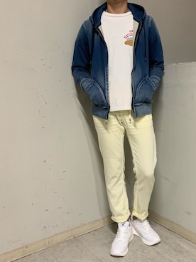 「YANUK（ヤヌーク）のアイテム（パンツ）」を使った、上ノ山 寛瑛さん（メンズ・172cm）の春コーディネート