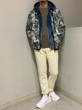 「YANUK（ヤヌーク）のアイテム（パンツ）」を使った、上ノ山 寛瑛さん（メンズ・172cm）の春コーディネート