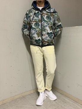 「YANUK（ヤヌーク）のアイテム（パンツ）」を使った、上ノ山 寛瑛さん（メンズ・172cm）の春コーディネート